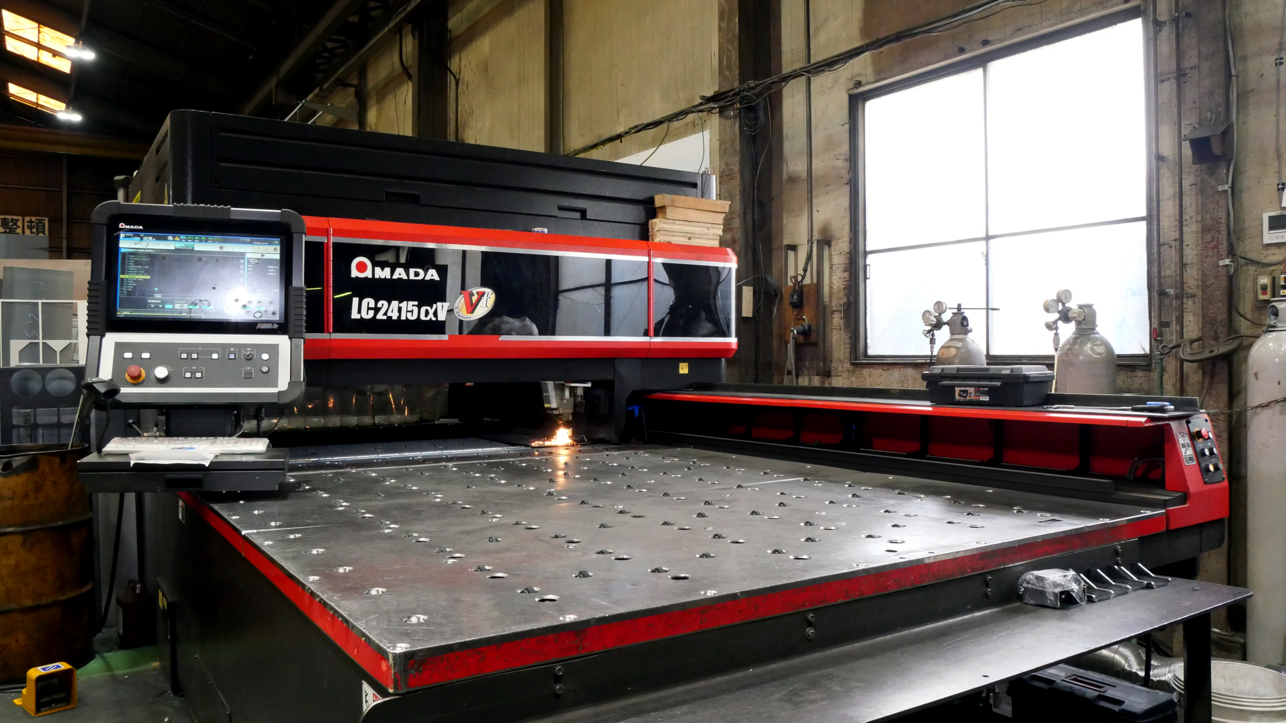 AMADA　LC2415αV